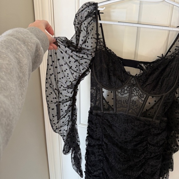 New! FOR LOVE & LEMONS Delicate Lace Long-Sleeve Dress 45078 - Picture 7 of 14